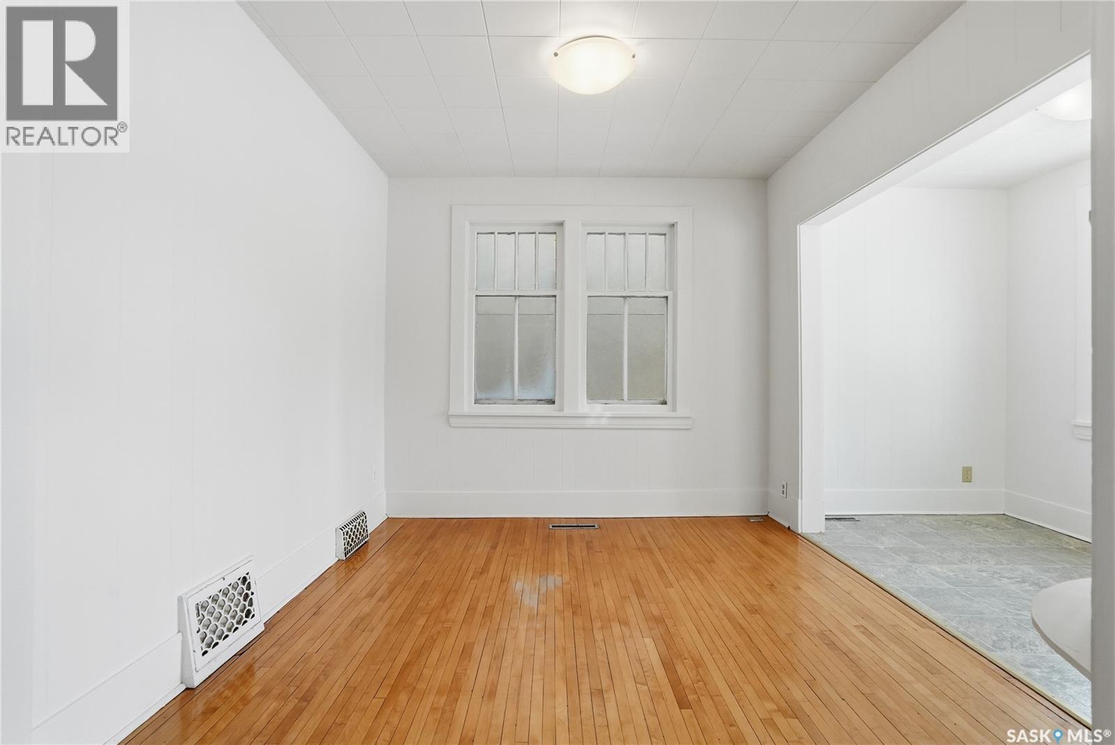 912 5th Avenue N, Saskatoon, Saskatchewan  S7K 2S1 - Photo 8 - SK027341