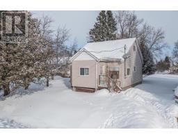 1252 Catherine ST, Richards Landing, Ontario