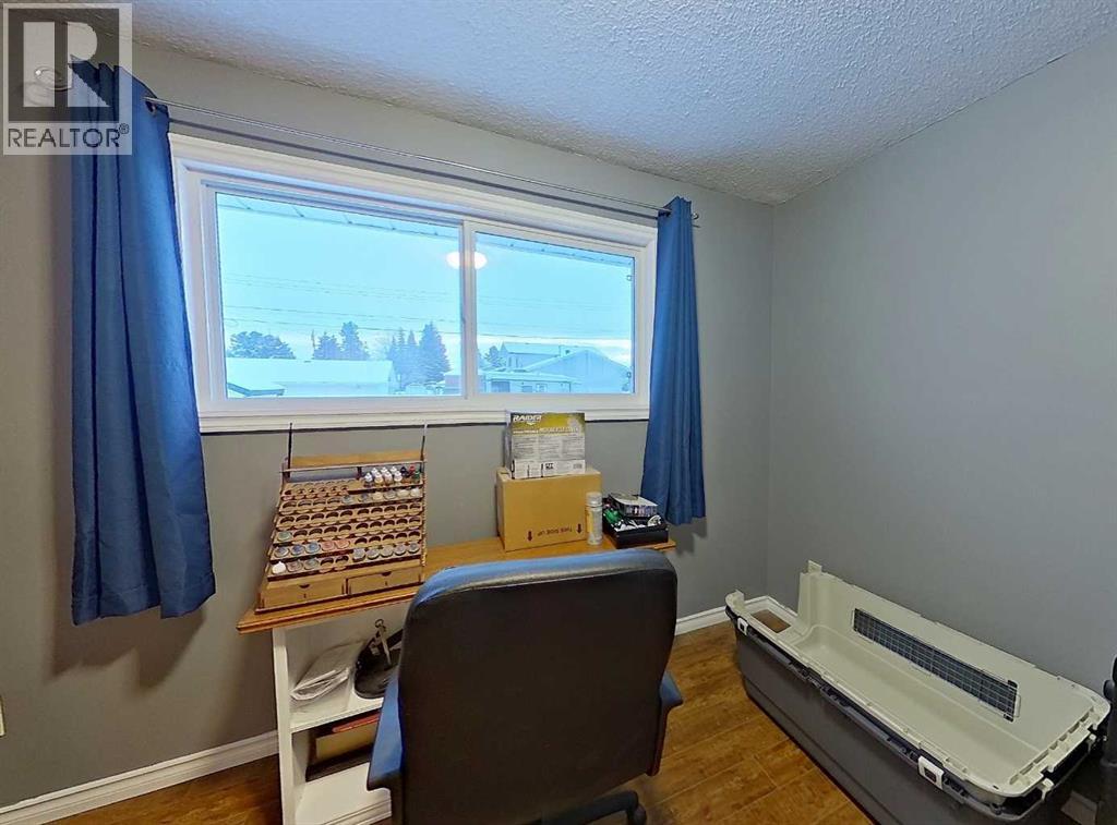 605 6 Avenue Ne, Slave Lake, Alberta  T0G 2A2 - Photo 9 - A2273728