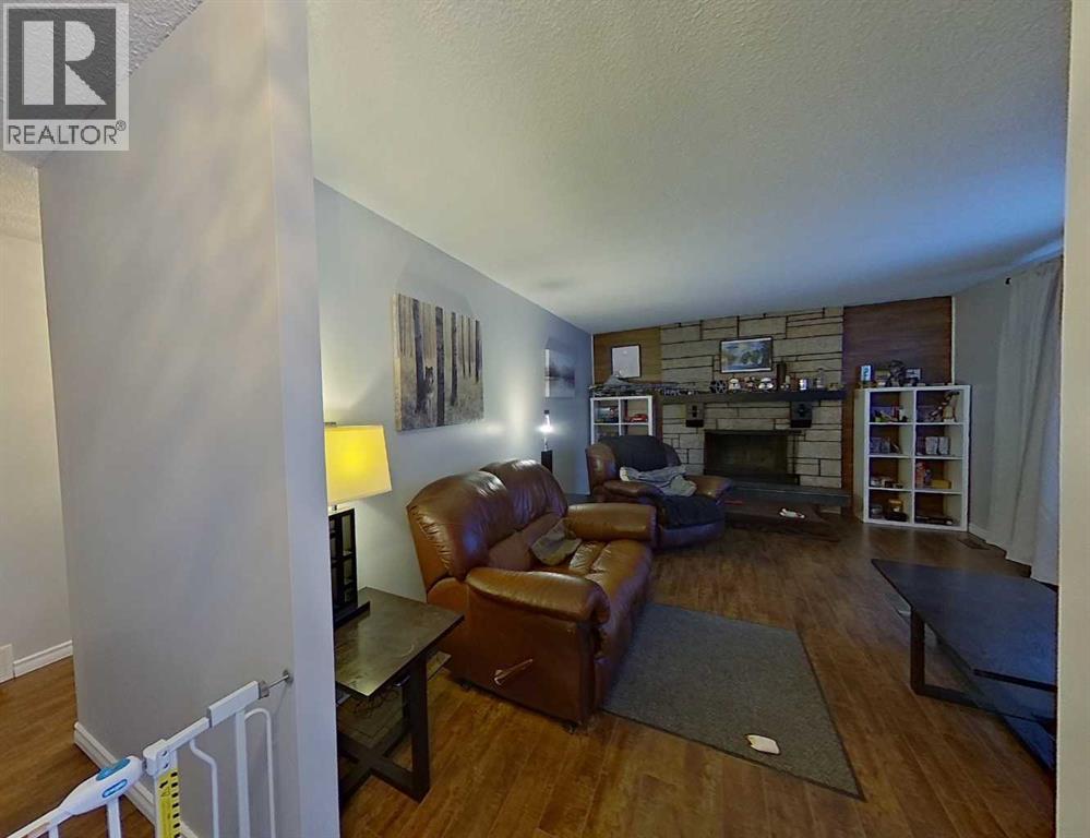 605 6 Avenue Ne, Slave Lake, Alberta  T0G 2A2 - Photo 2 - A2273728