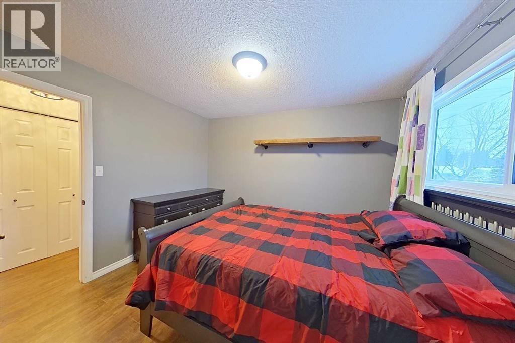 605 6 Avenue Ne, Slave Lake, Alberta  T0G 2A2 - Photo 8 - A2273728