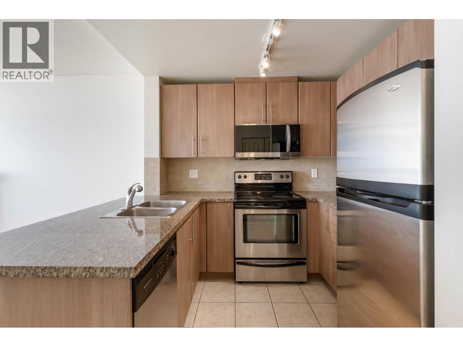 1110 898 Carnarvon Street, New Westminster, British Columbia  V3M 0C3 - Photo 11 - R3083322