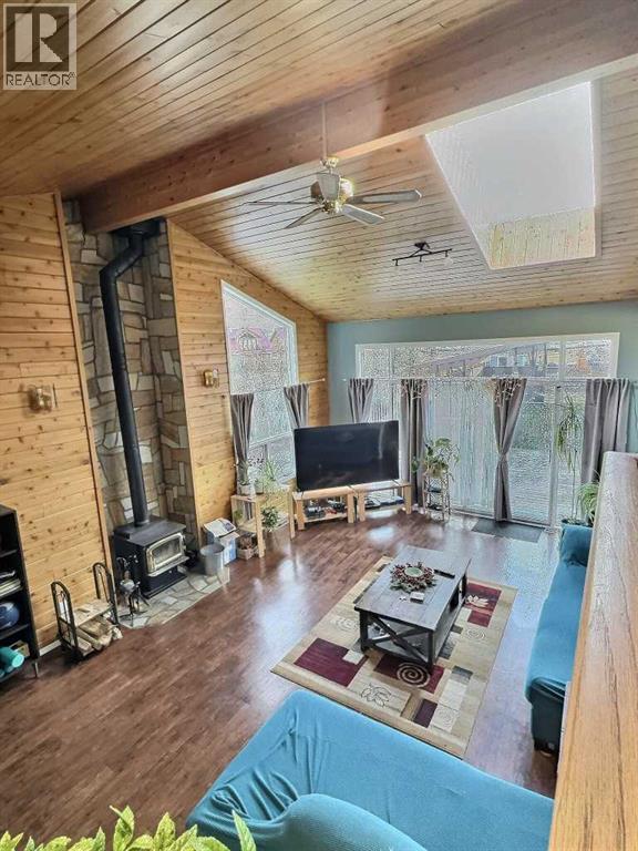 13 Aspen Crescent, Jasper, Alberta  T0E 1E0 - Photo 9 - A2281834