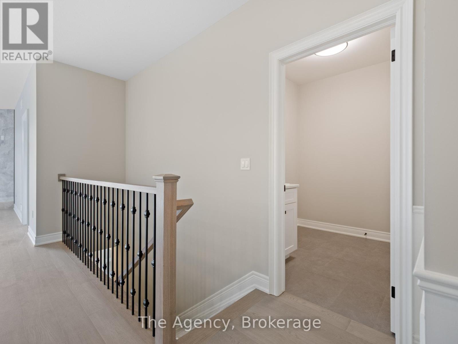 26 Austin Drive, Welland, Ontario  L3C 0J8 - Photo 7 - X12730940