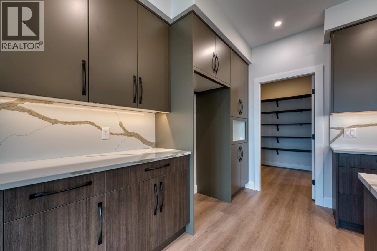 1030 Emslie Street, Kelowna, British Columbia  V1W 0C3 - Photo 19 - 10373952