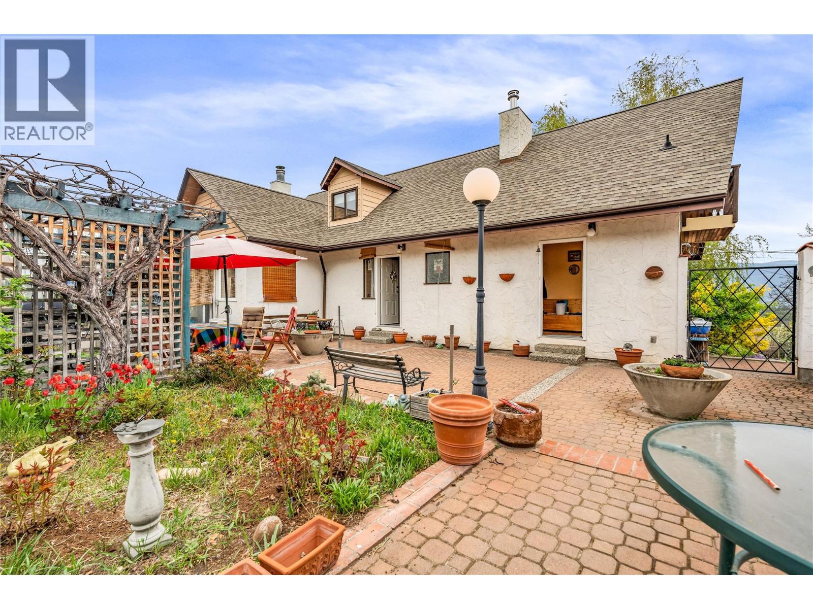 4206 Monro Avenue, Summerland, British Columbia  V0H 1Z2 - Photo 3 - 10373936