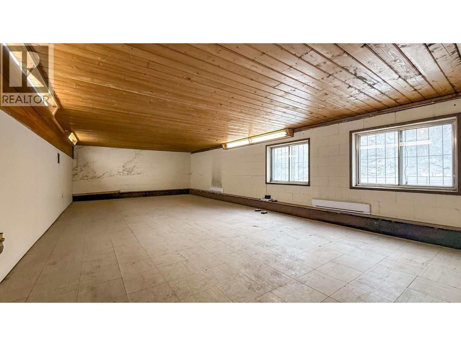 441 Victoria Street, Kamloops, British Columbia  V2C 1A6 - Photo 17 - 10373668