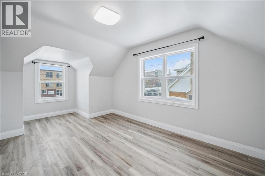 56 Columbia Street W, Waterloo, Ontario  N2L 3K5 - Photo 16 - 40799975