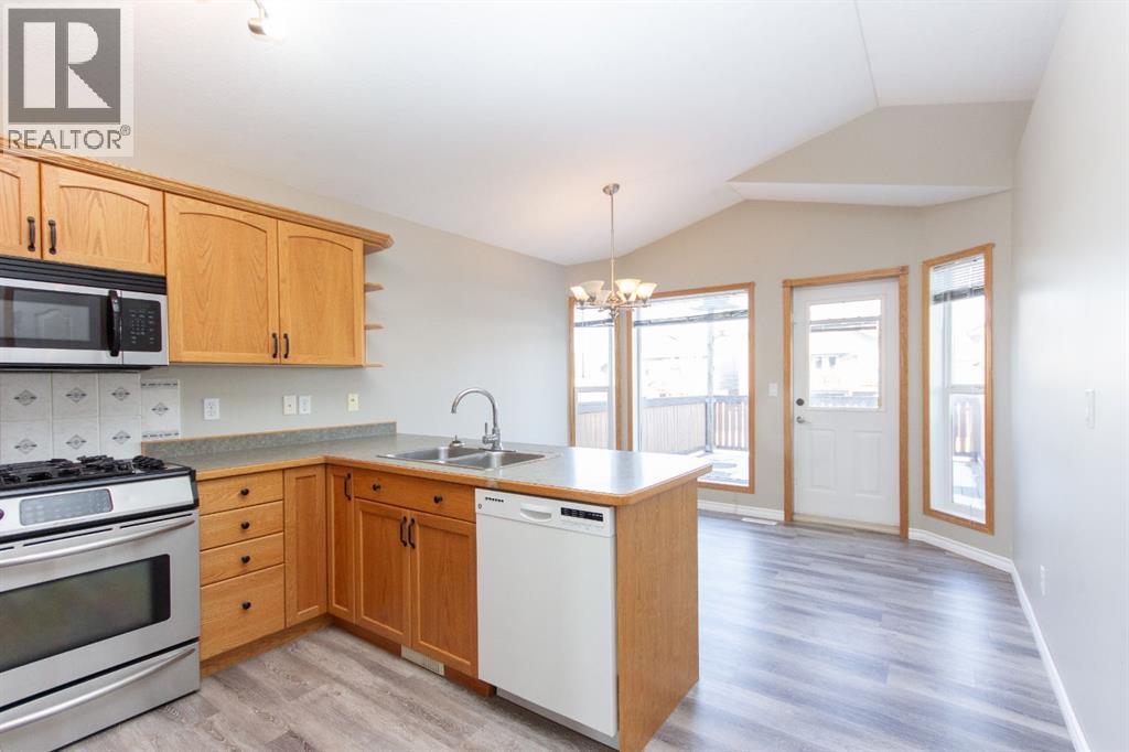 313 Westridge Drive, Blackfalds, Alberta  T0M 0J0 - Photo 7 - A2270946