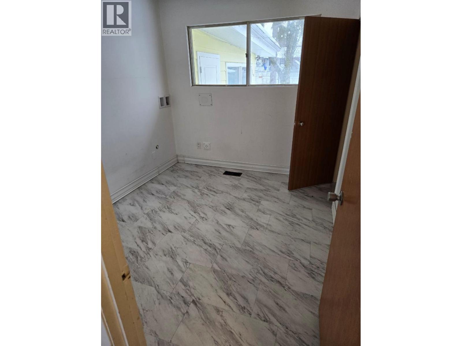 133 S Moffat Street, Prince George, British Columbia  V2M 3L3 - Photo 6 - R3083345