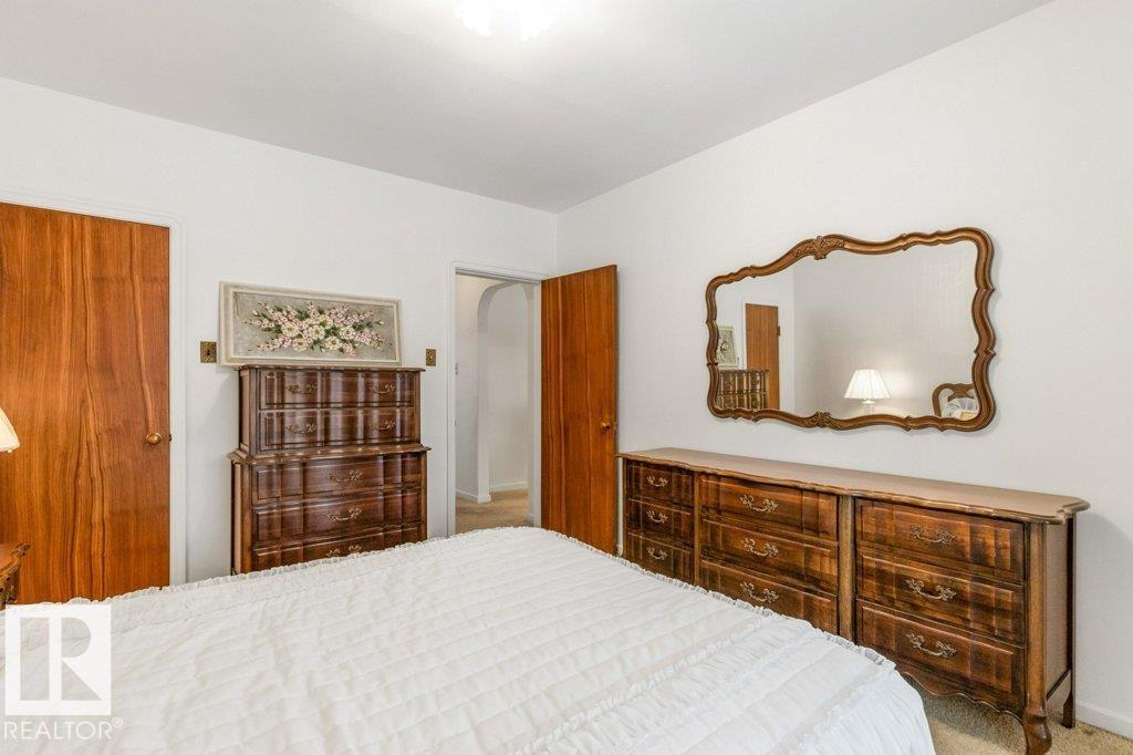 8810 93 St Nw, Edmonton, Alberta  T6C 3T1 - Photo 7 - E4470919