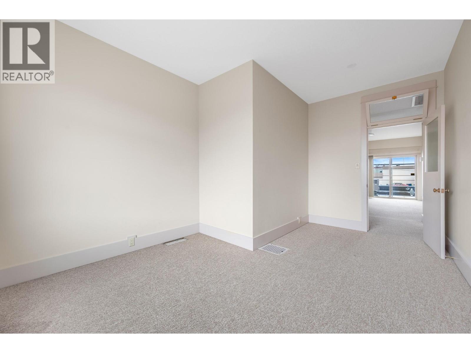 3311 30 Street, Vernon, British Columbia  V1T 2C9 - Photo 9 - 10371045