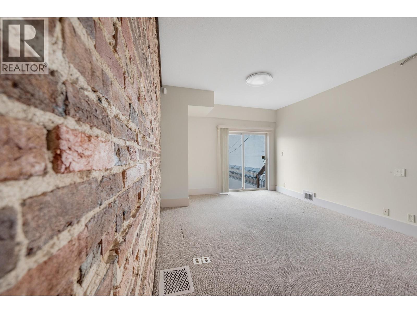 3311 30 Street, Vernon, British Columbia  V1T 2C9 - Photo 6 - 10371045