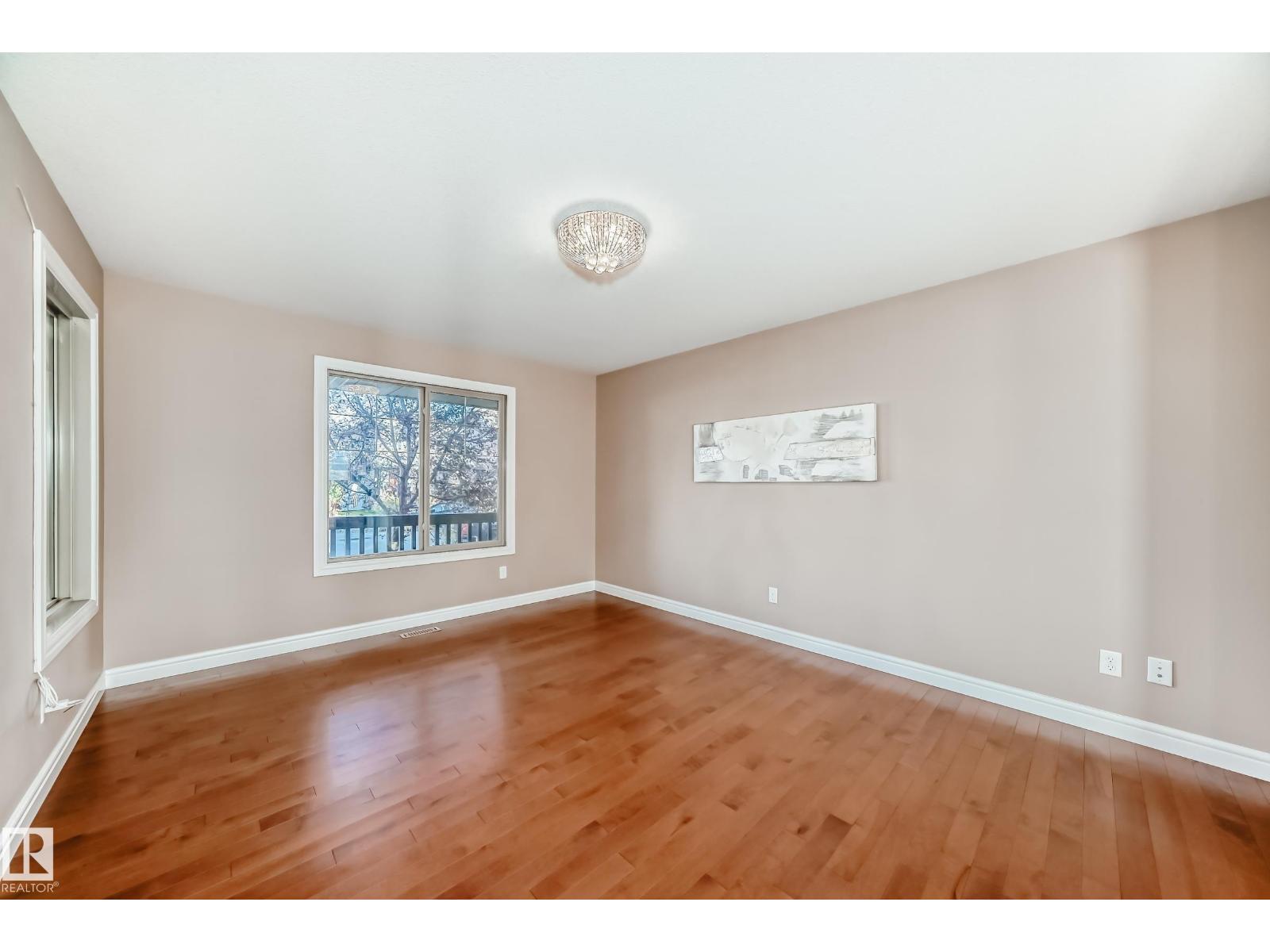 283 Griesbach Rd Nw, Edmonton, Alberta  T5E 6S2 - Photo 17 - E4471118