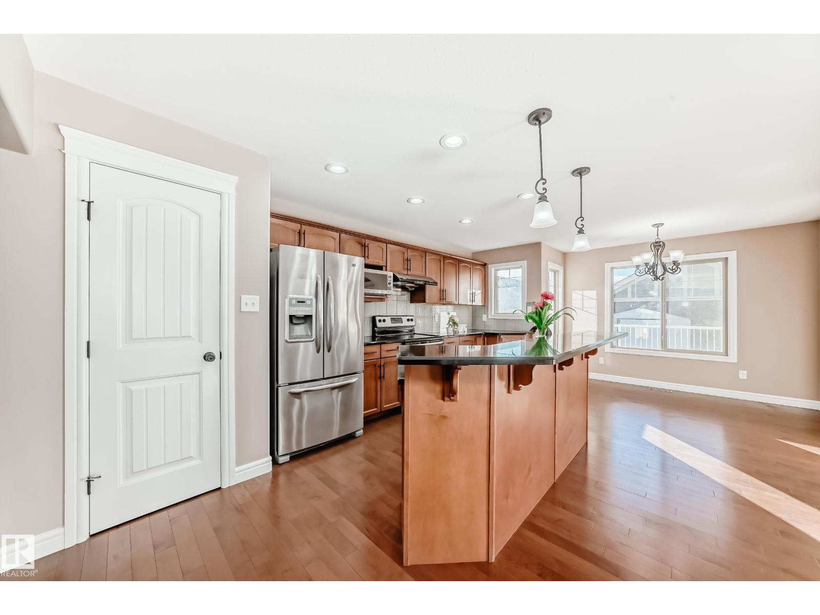 283 Griesbach Rd Nw, Edmonton, Alberta  T5E 6S2 - Photo 7 - E4471118