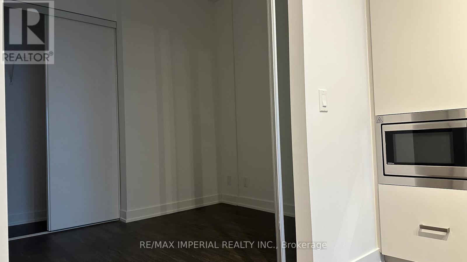 1109 - 88 Queen Street E, Toronto, Ontario  M5C 0B6 - Photo 6 - C12730944