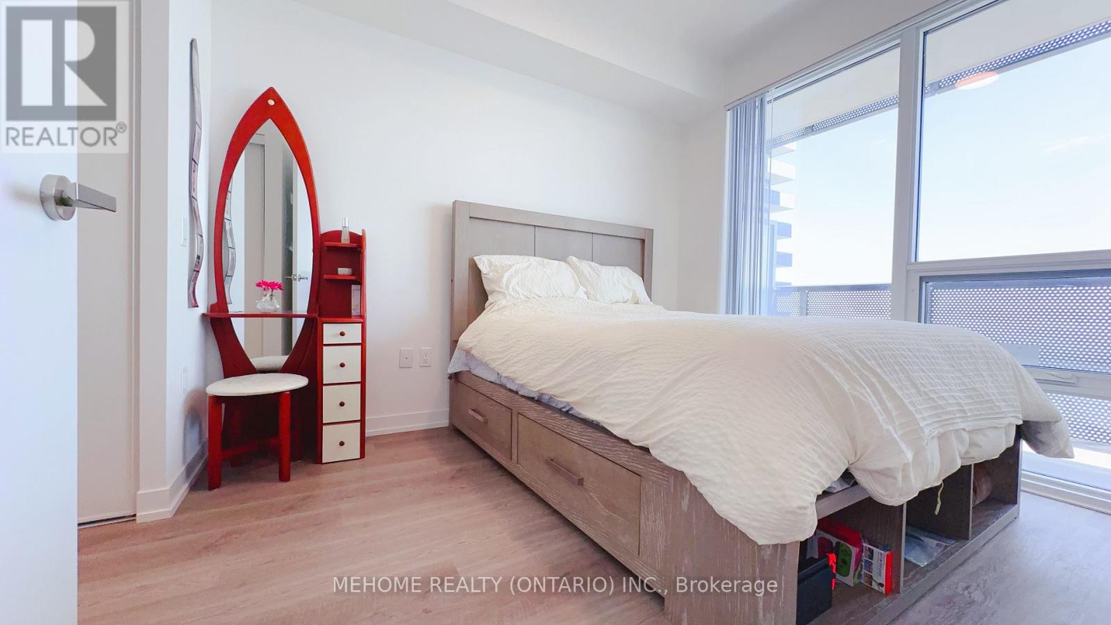 6210 - 55 Cooper Street S, Toronto, Ontario  M5E 0G1 - Photo 13 - C12730966