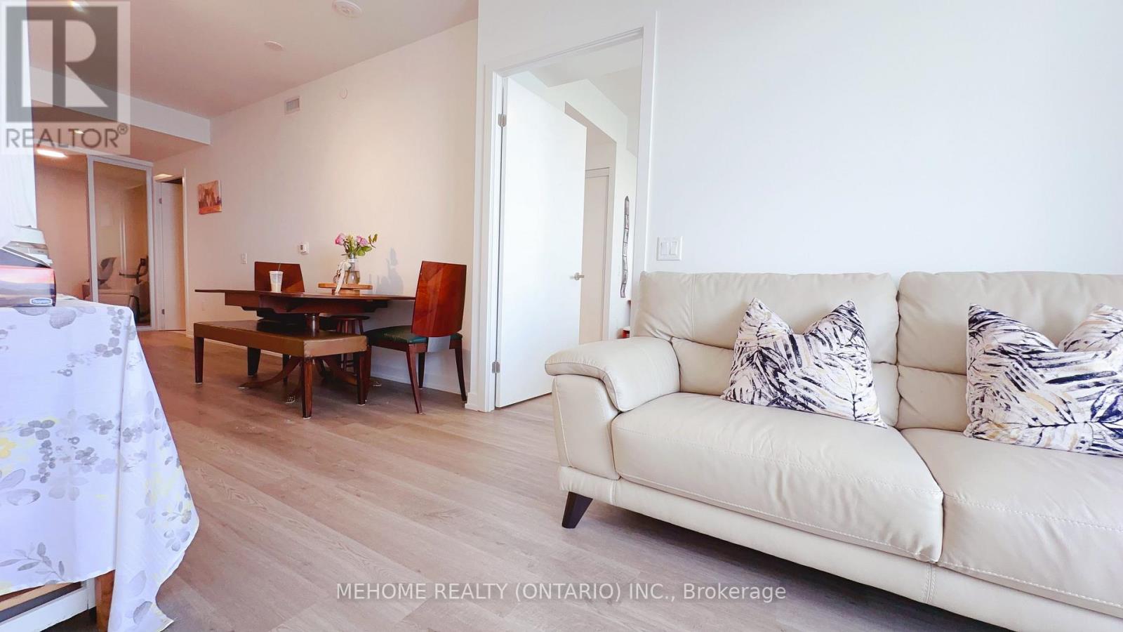 6210 - 55 Cooper Street S, Toronto, Ontario  M5E 0G1 - Photo 17 - C12730966