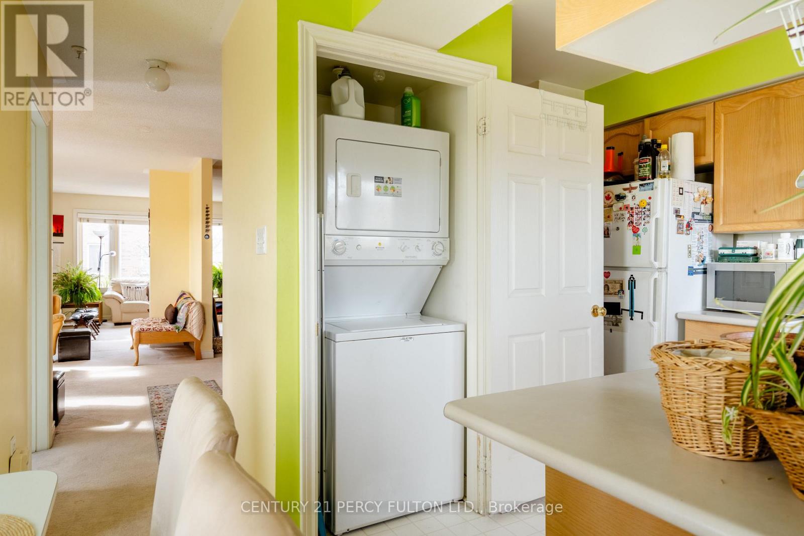 6a Leaside Park Drive, Toronto, Ontario  M4H 1R3 - Photo 10 - C12730970