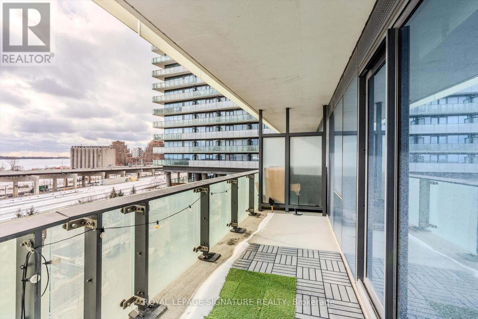 609 - 390 Cherry Street, Toronto, Ontario  M5A 3L2 - Photo 14 - C12730988