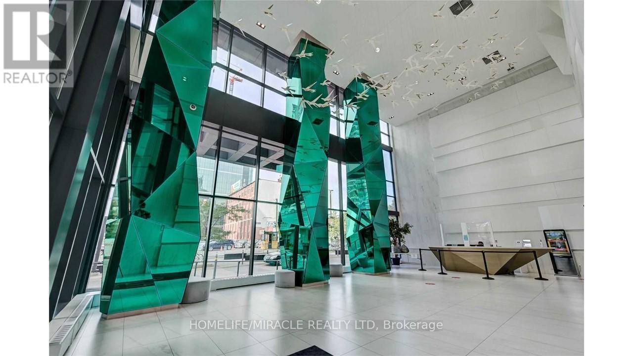 1604 - 352 Front Street, Toronto, Ontario  M5V 1B5 - Photo 4 - C12730992