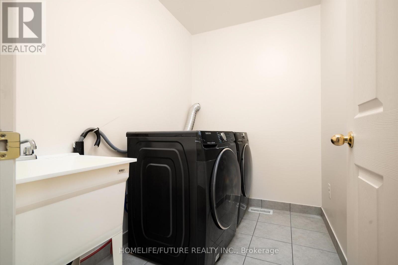 39 Barnfield Crescent, Ajax, Ontario  L1Z 0T3 - Photo 16 - E12730976