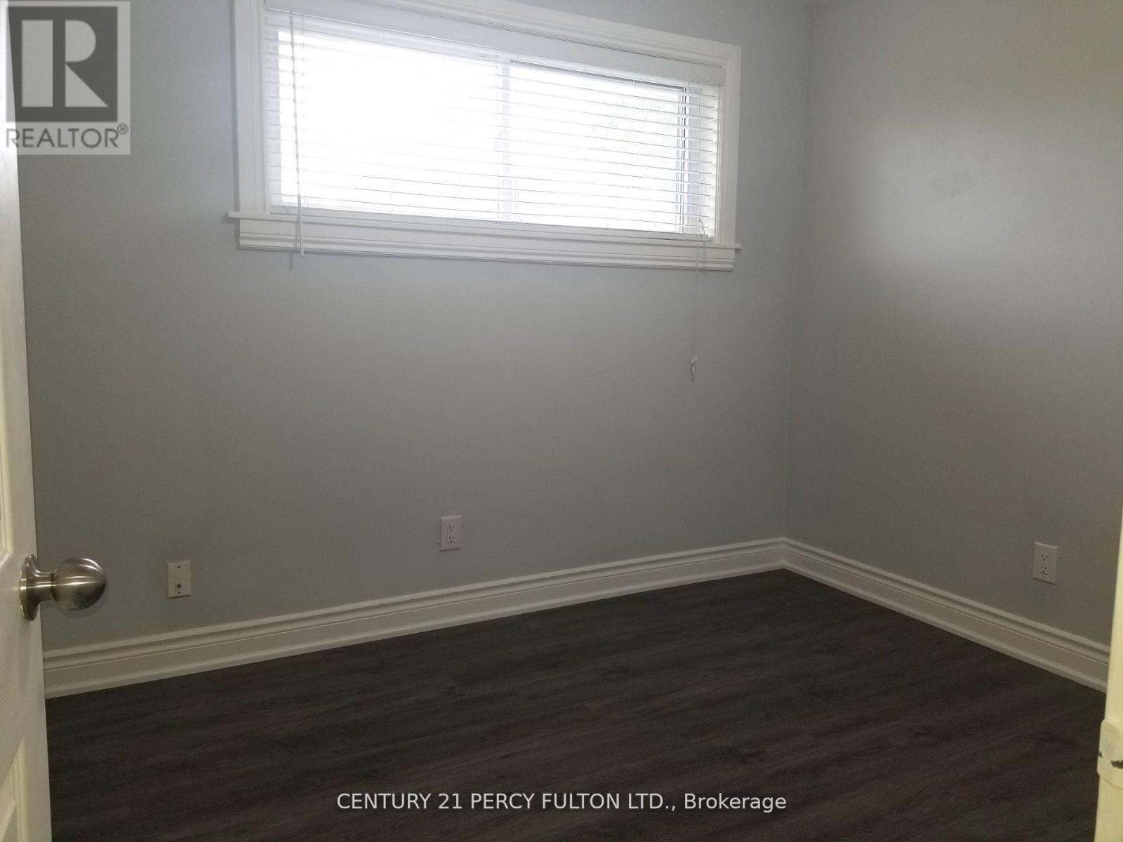 1033 Centre Street N, Whitby, Ontario  L1N 4V4 - Photo 8 - E12731004