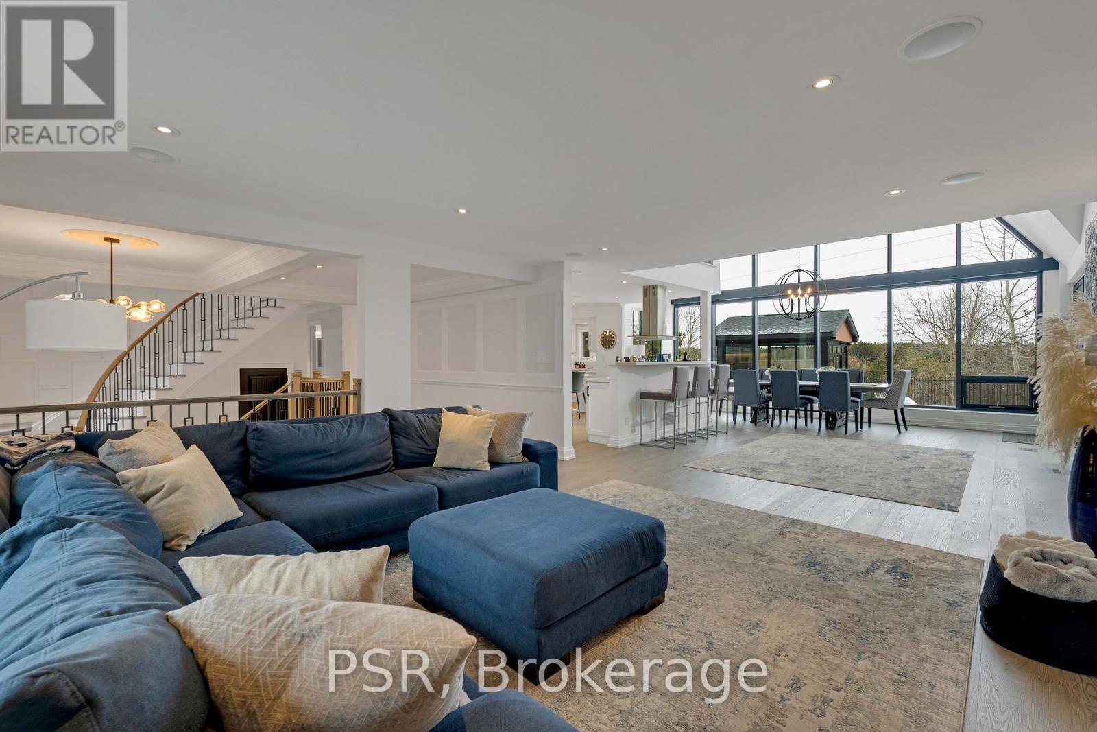 140 Ravendale Court, Vaughan, Ontario  L0J 1C0 - Photo 5 - N12731000