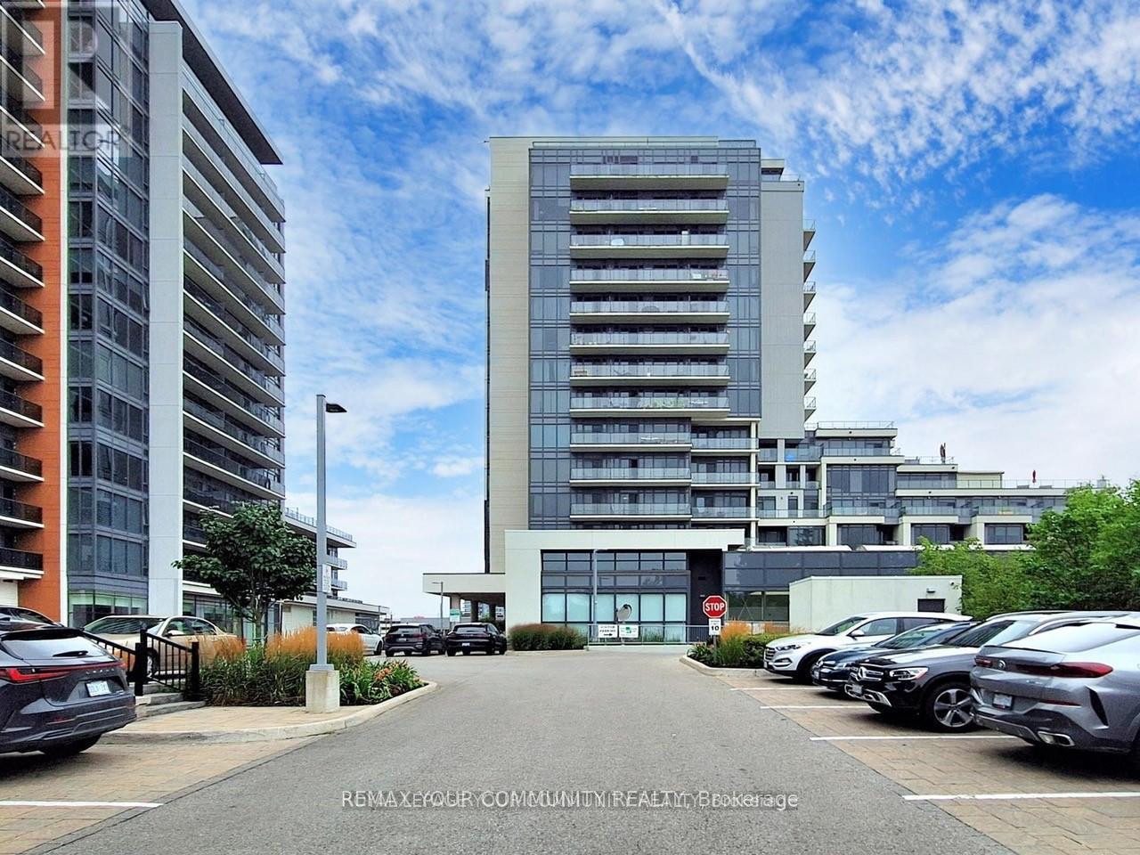 301 - 9618 Yonge Street, Richmond Hill, Ontario  L4C 0X5 - Photo 4 - N12726794