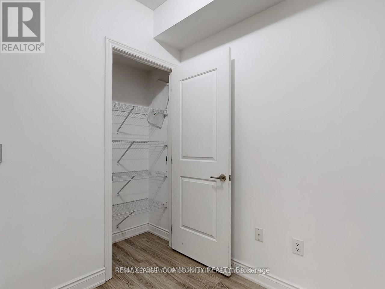 301 - 9618 Yonge Street, Richmond Hill, Ontario  L4C 0X5 - Photo 26 - N12726794