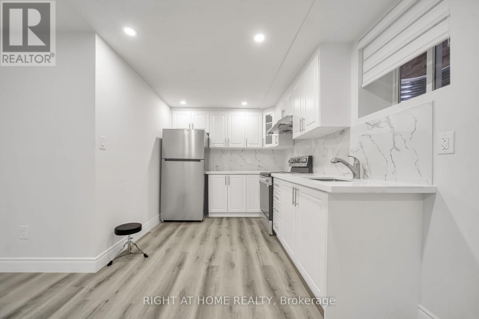 Basement - 171 Great Falls Boulevard, Hamilton, Ontario  L8B 1Y6 - Photo 11 - X12683140