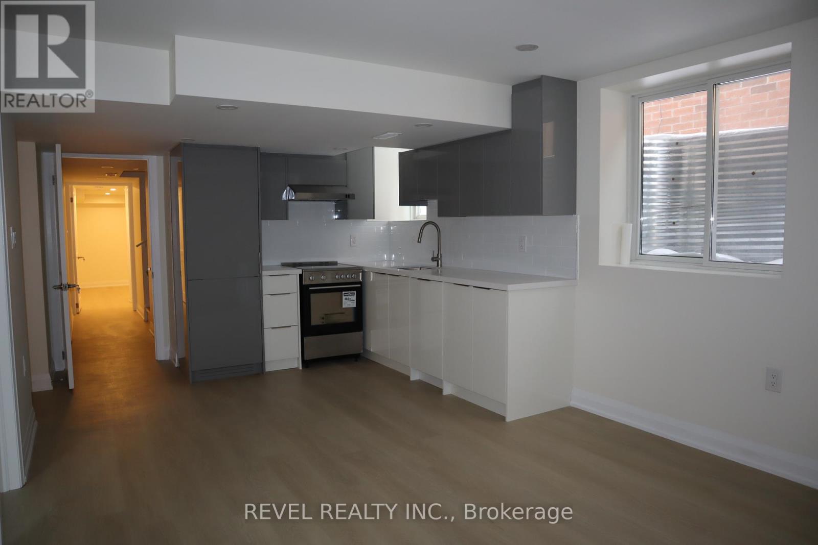 1274 Sweetfern Crescent, Milton, Ontario  L9E 1M1 - Photo 2 - W12730954