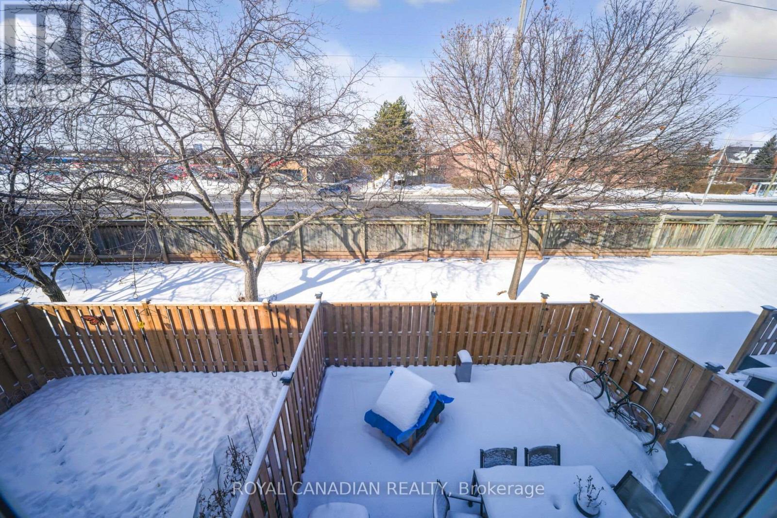 116 - 1538 Lancaster Drive, Oakville, Ontario  L6H 2Z3 - Photo 27 - W12731020