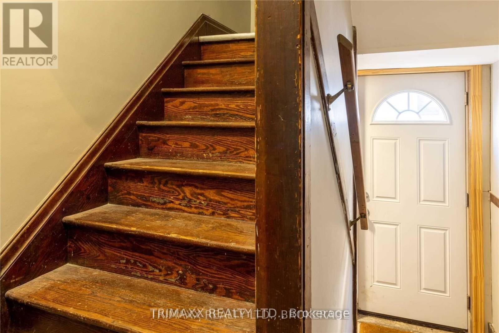 43 Dacotah Street, St. Catharines, Ontario  L2R 1Z6 - Photo 12 - X12730942