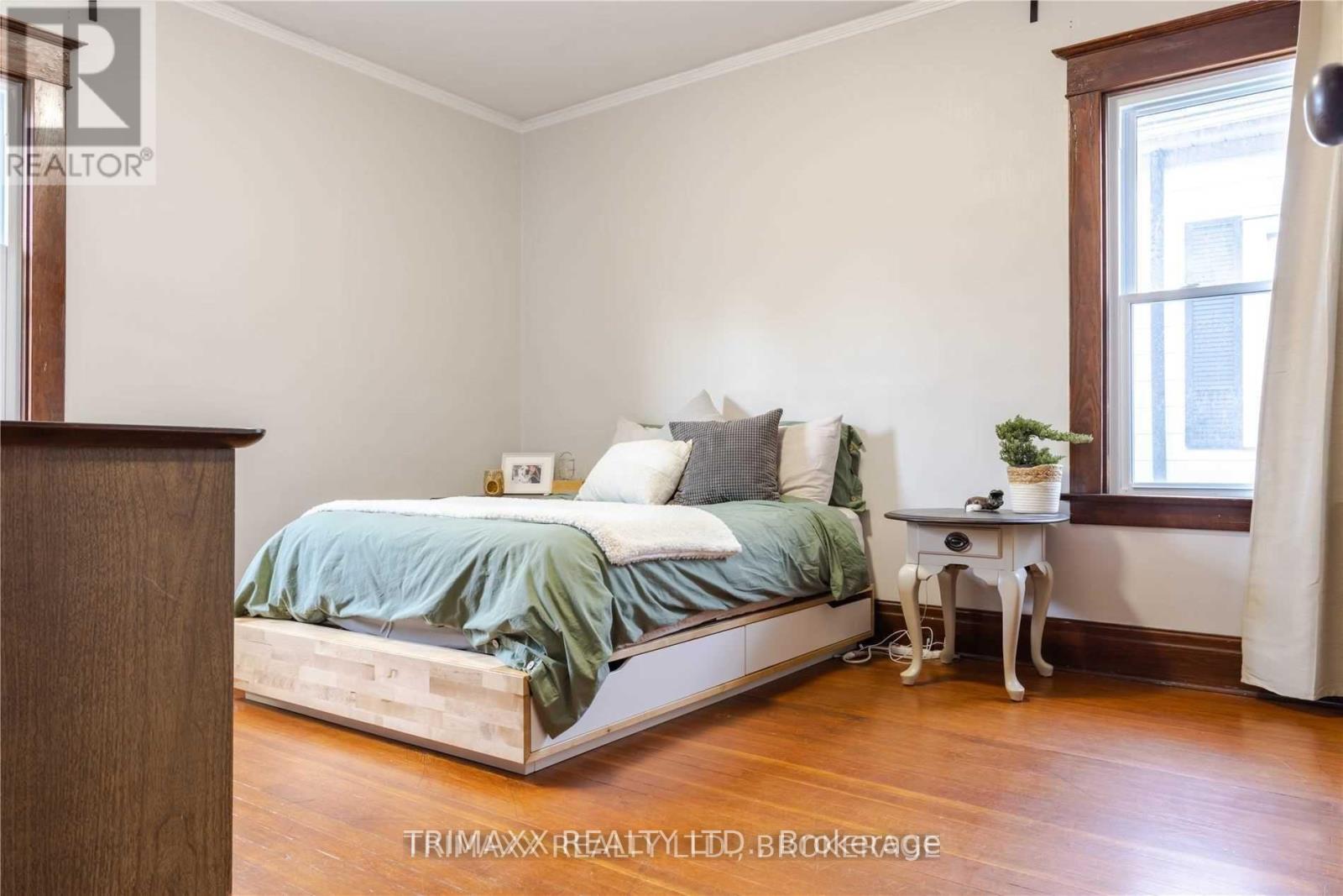 43 Dacotah Street, St. Catharines, Ontario  L2R 1Z6 - Photo 9 - X12730942