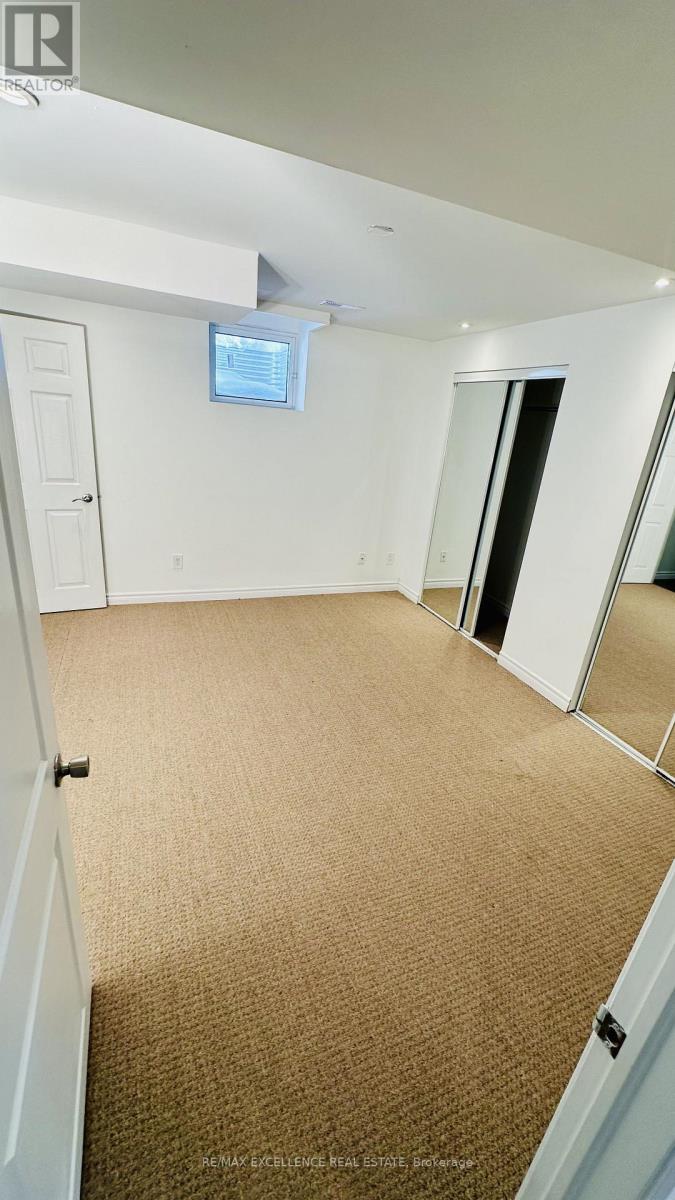 57 Creek Ridge Street, Kitchener, Ontario  N2R 0B6 - Photo 6 - X12730948