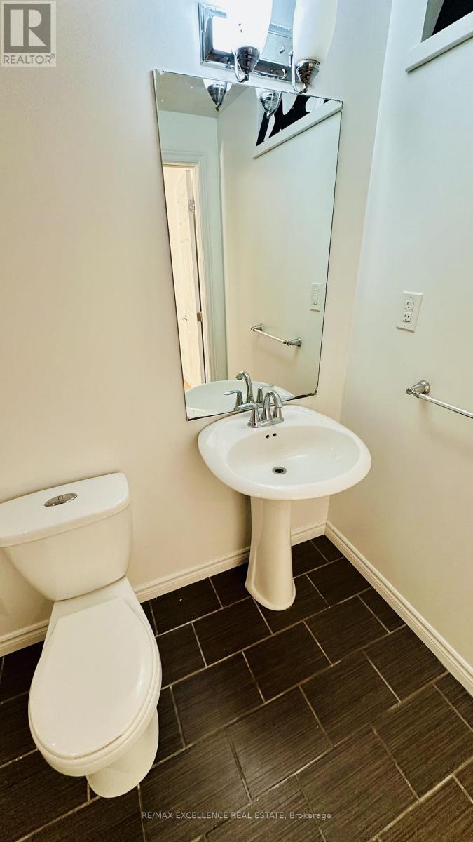 57 Creek Ridge Street, Kitchener, Ontario  N2R 0B6 - Photo 7 - X12730948