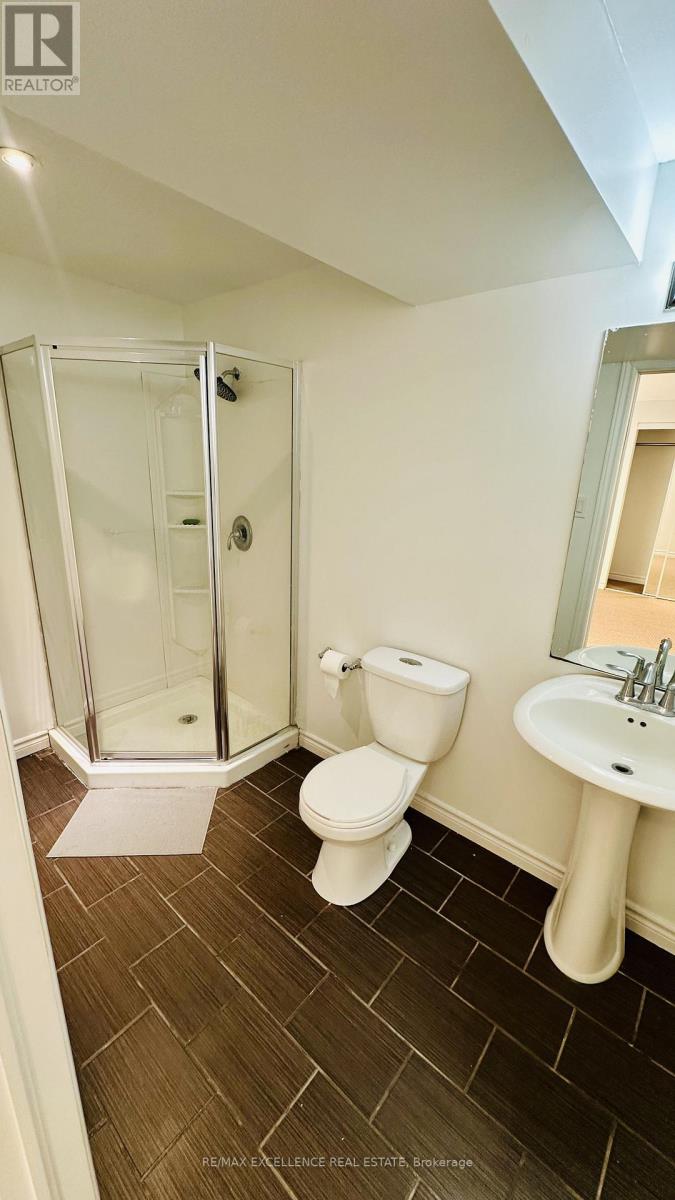 57 Creek Ridge Street, Kitchener, Ontario  N2R 0B6 - Photo 9 - X12730948