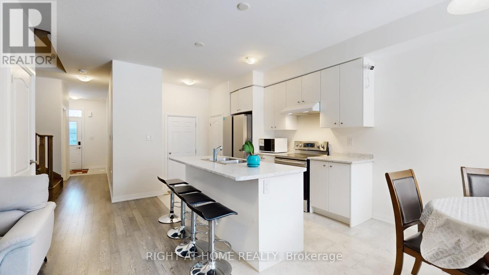 38 Lonsdale Road, Haldimand, Ontario  N3W 0J6 - Photo 14 - X12730996