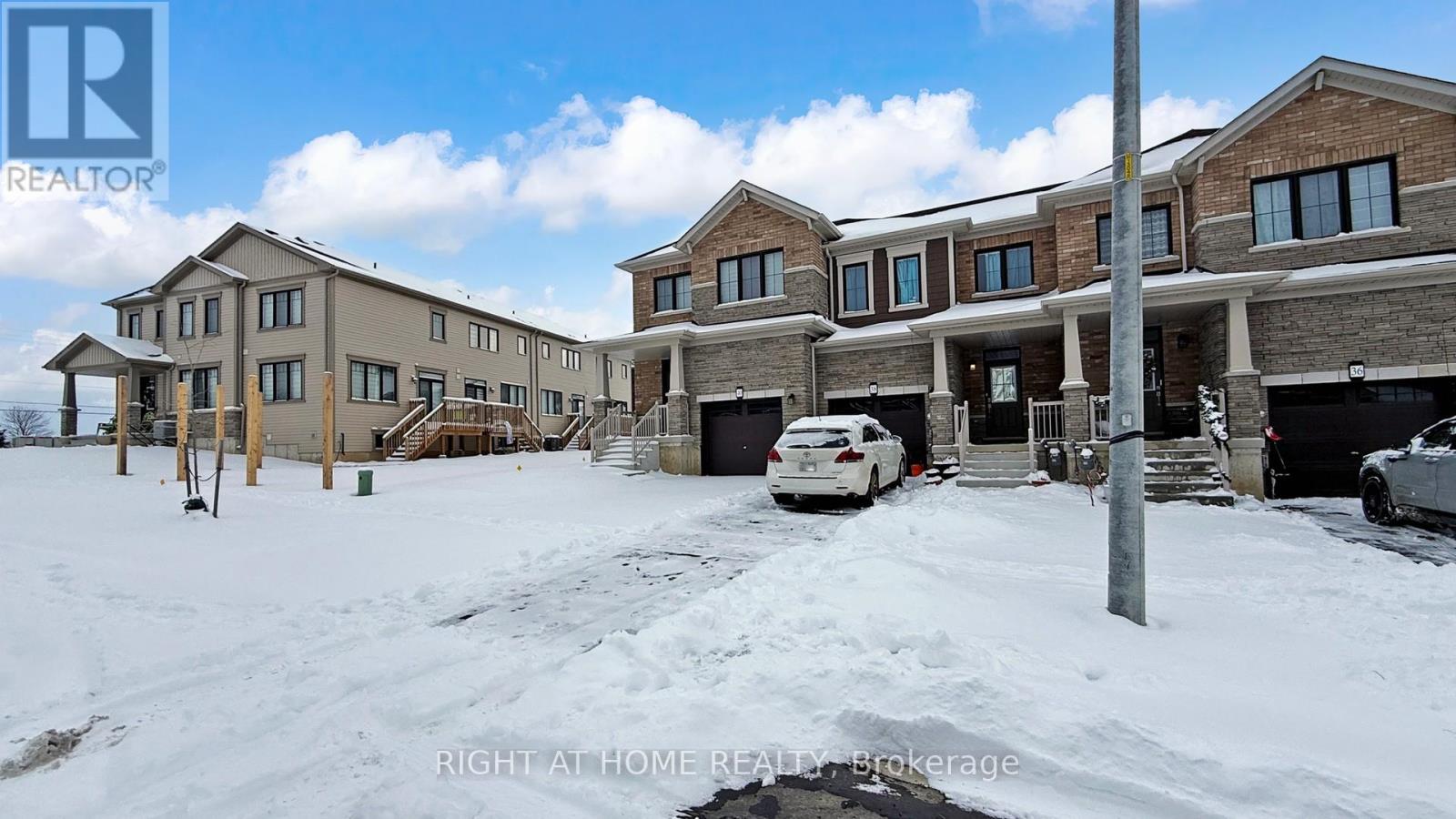 38 Lonsdale Road, Haldimand, Ontario  N3W 0J6 - Photo 3 - X12730996