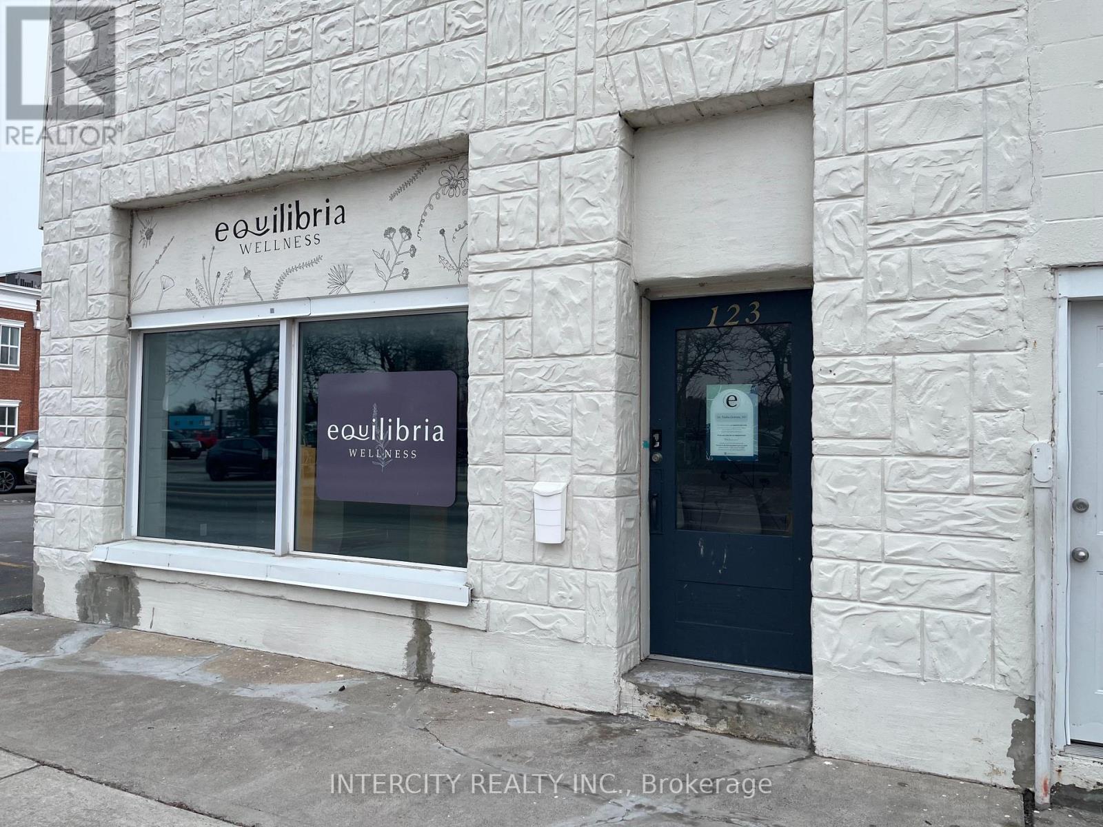 101 - 123 FRONT STREET, Belleville, Ontario