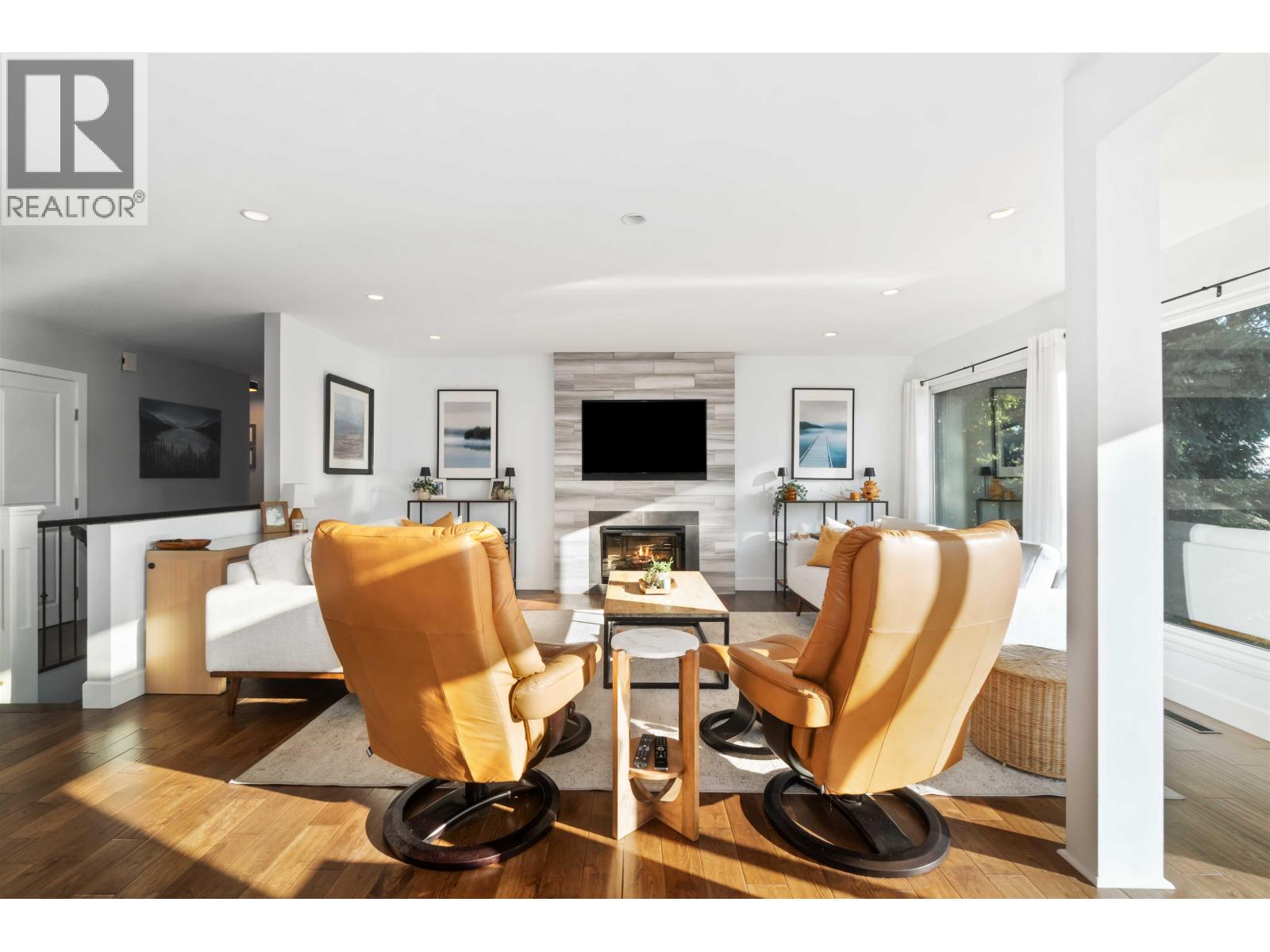 351 Dartmoor Drive, Coquitlam, British Columbia  V3K 5R6 - Photo 7 - R3083032