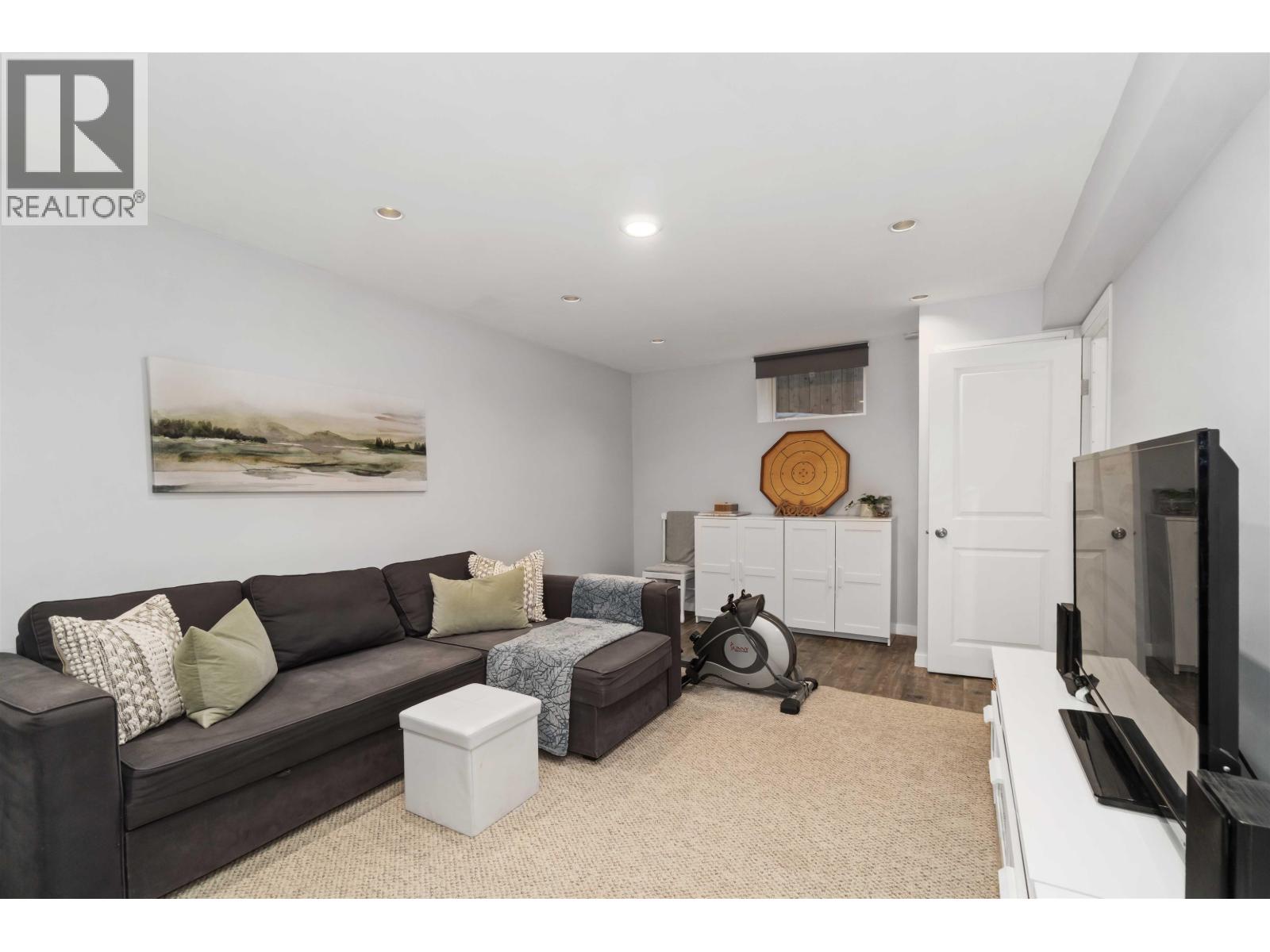 351 Dartmoor Drive, Coquitlam, British Columbia  V3K 5R6 - Photo 19 - R3083032