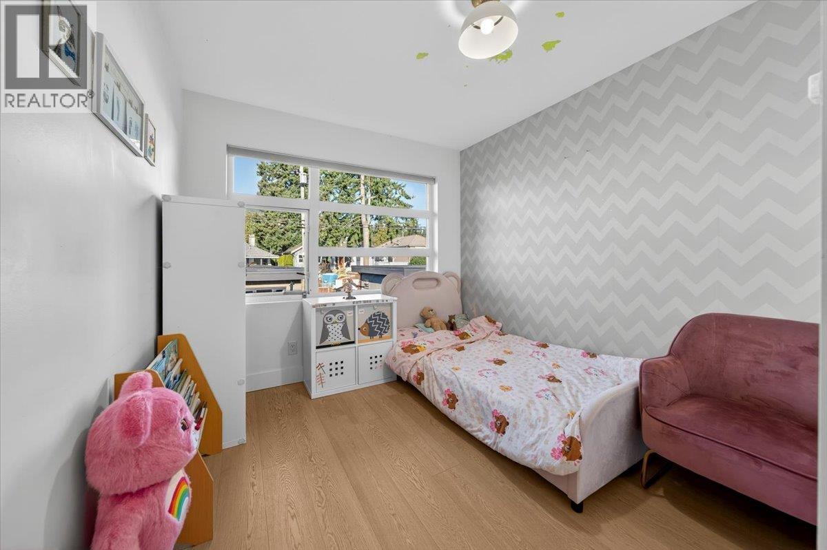 2 252 E 19th Street, North Vancouver, British Columbia  V7L 2Z2 - Photo 16 - R3083047