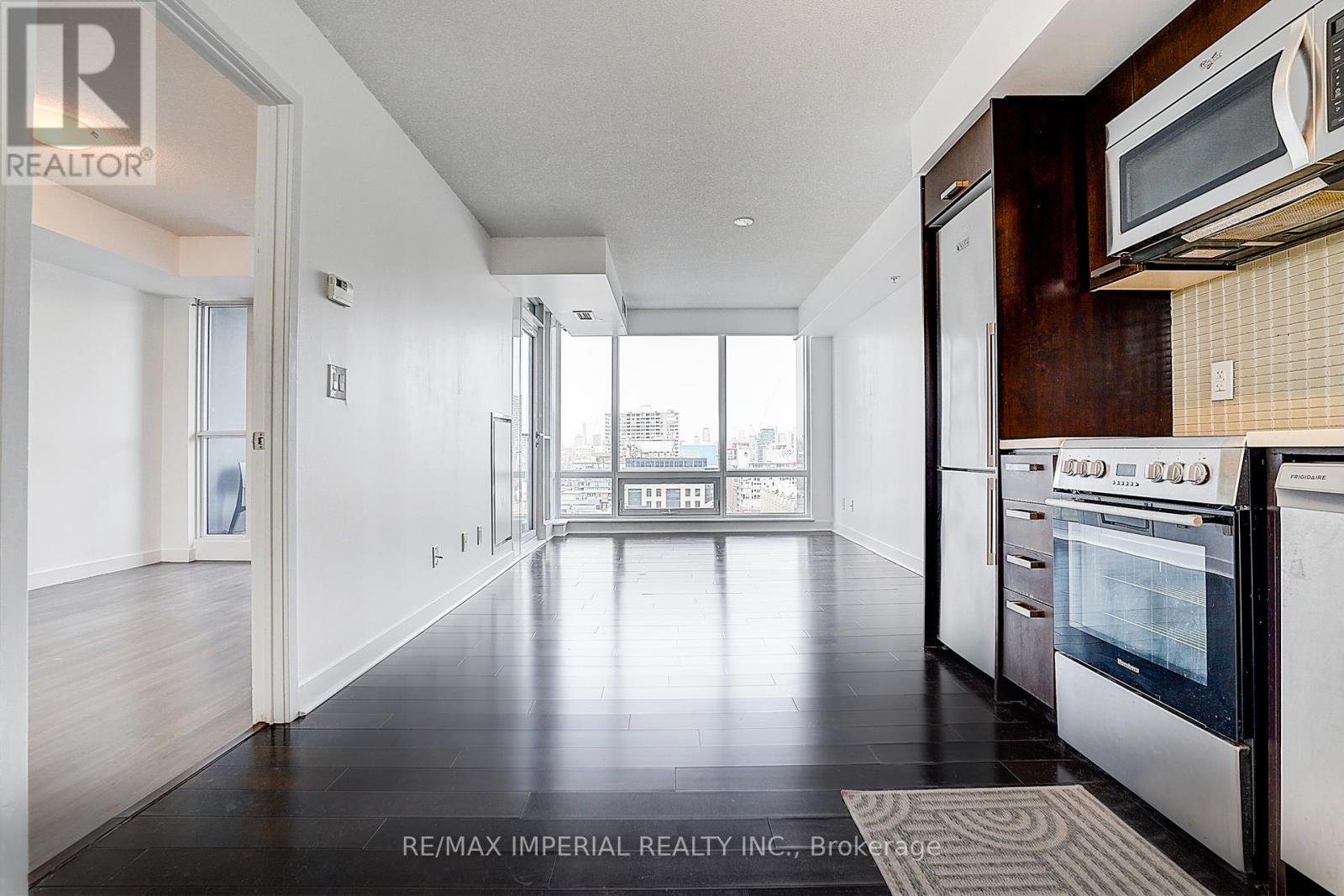 1503 - 295 Adelaide Street W, Toronto, Ontario  M5V 0L4 - Photo 12 - C12728392