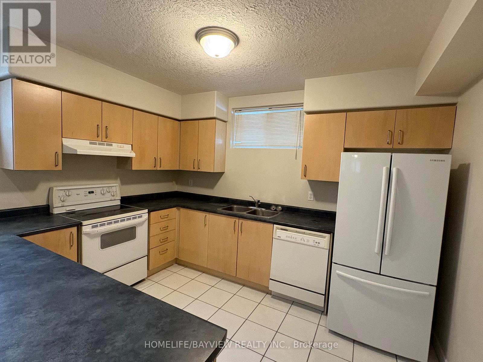 4 Quinlan Road, Barrie, Ontario  L4M 7A9 - Photo 22 - S12670948