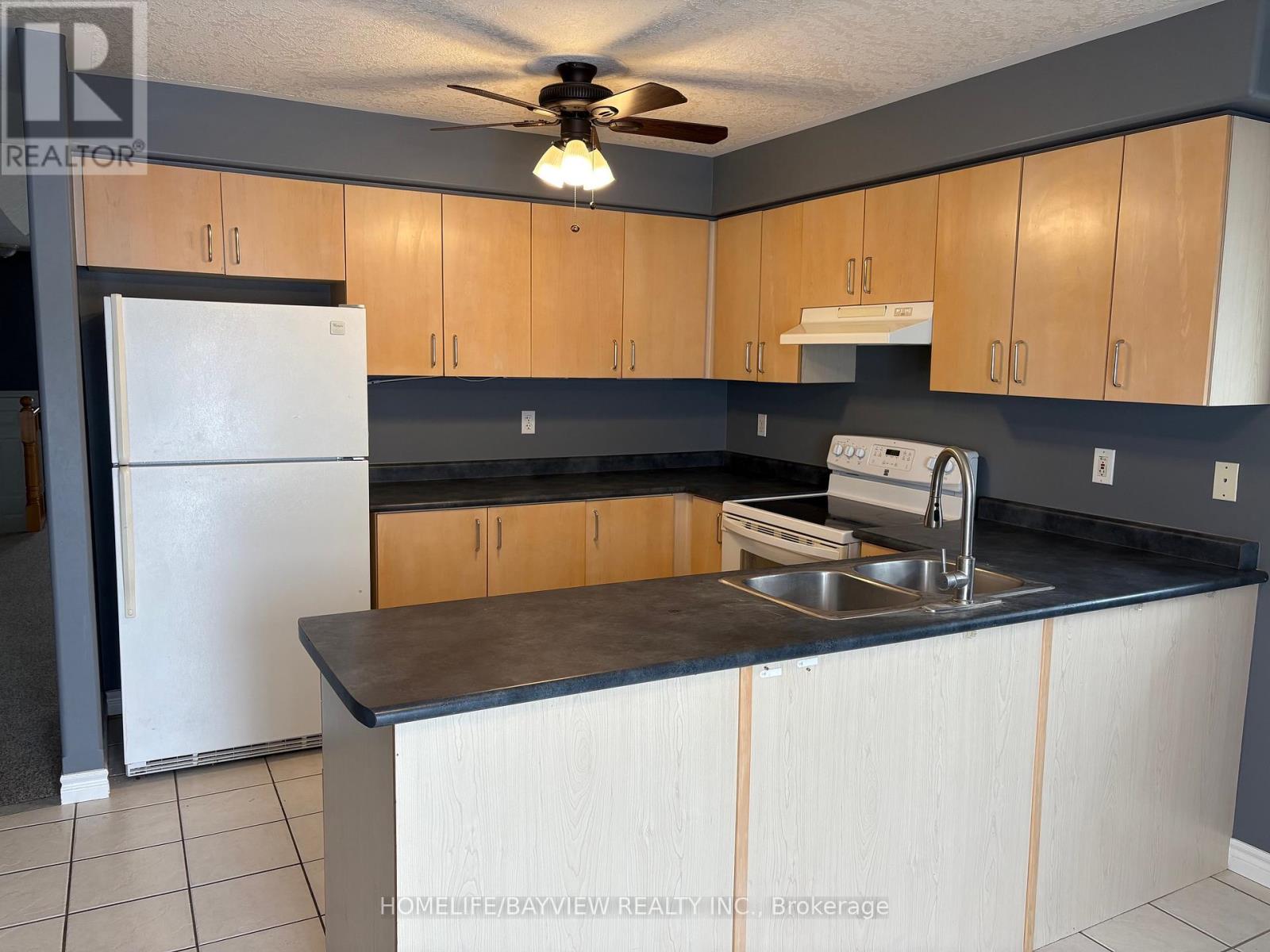 4 Quinlan Road, Barrie, Ontario  L4M 7A9 - Photo 8 - S12670948