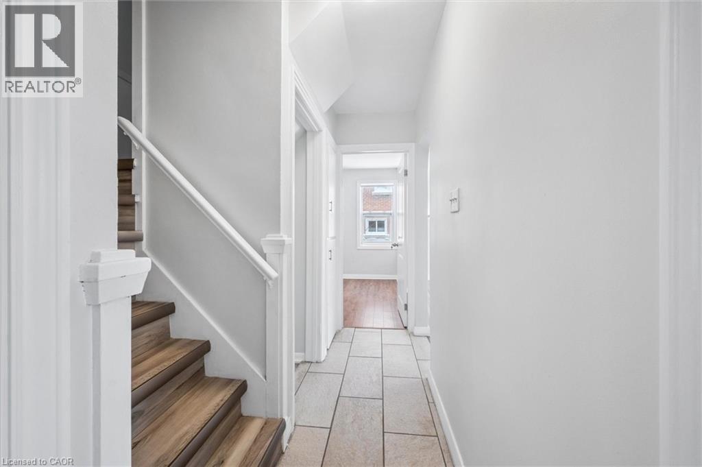 56 Columbia Street W, Waterloo, Ontario  N2L 3K5 - Photo 11 - 40800998