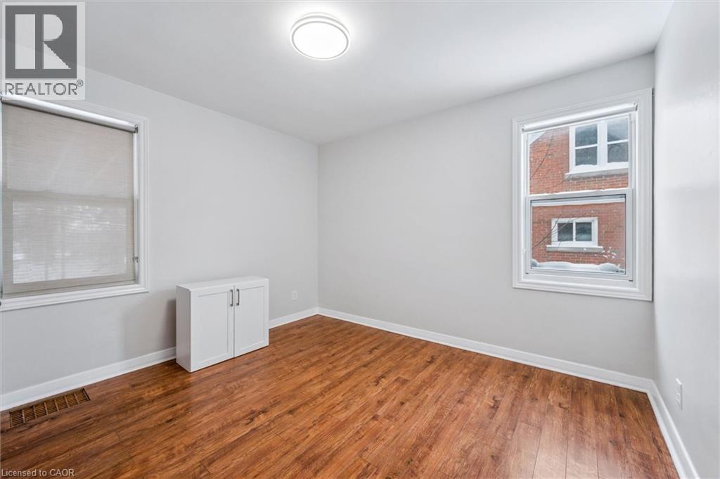 56 Columbia Street W, Waterloo, Ontario  N2L 3K5 - Photo 12 - 40800998