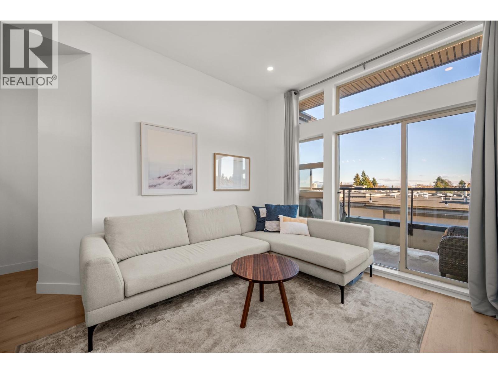 409 4550 Fraser Street, Vancouver, British Columbia  V5V 4G8 - Photo 3 - R3083140